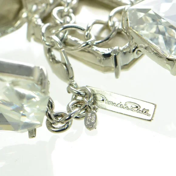 Oscar de la Renta Bold Crystal Necklace - Picture 4 of 4